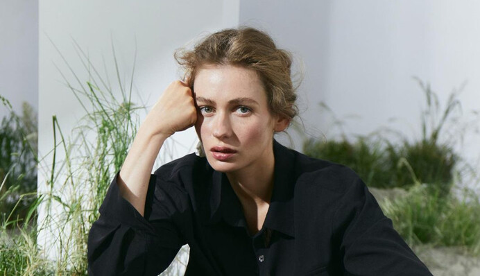 Воображаемый запрет: бывшая жена Бардаша Луна заявила, что продолжит создавать песни на русском