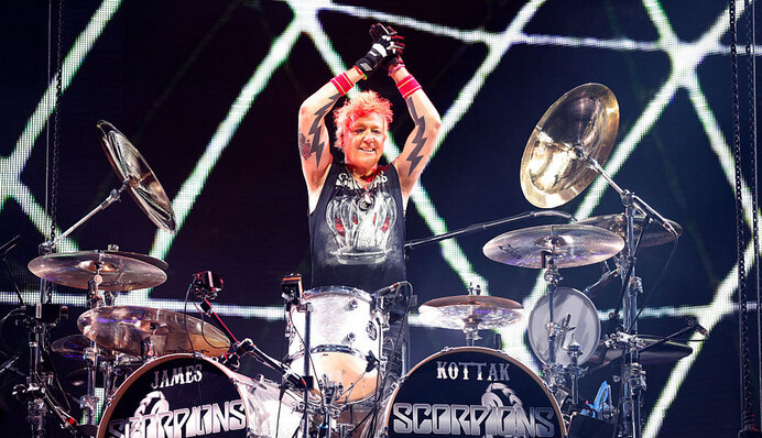 Умер Джеймс Коттак - бывший барабанщик группы Scorpions