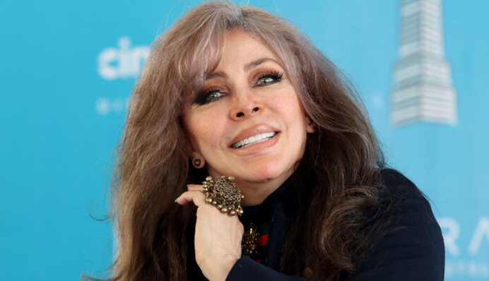 Как сейчас выглядит звезда мыльных опер Вероника Кастро: скандал едва не разрушил ее репутацию