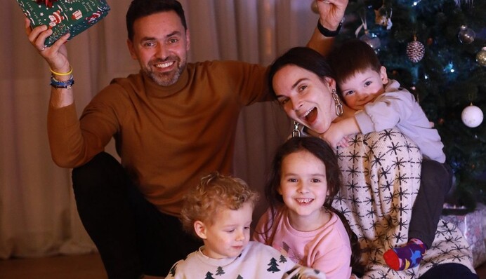 Жена Тимура Мирошниченко рассказала, какого ребенка они не могут усыновить из-за ограничений