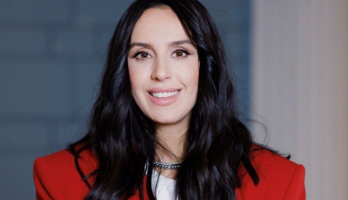 В ожидании: Джамала в день финала Нацотбора объявила о третьей беременности