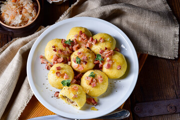 Так готовят на Закарпатье: рецепт вкусных картофельных кнедлей с мясом