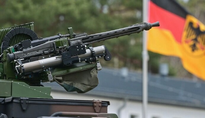 Шольц просить вогню: чи зможе Берлін замінити американську допомогу