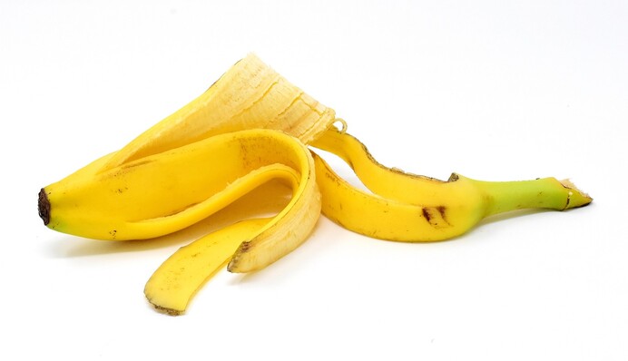 Полезное и доступное удобрение: как применить банановую кожуру для подкормки рассады