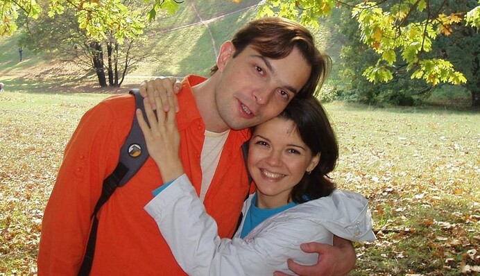 Любовь победит: Маричка Падалко растрогала архивным фото с мужем, который сейчас воюет