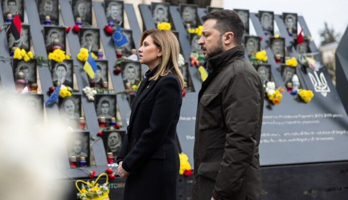 Як зірки вшановують пам'ять Героїв Небесної Сотні, які боролися і гинули за майбутнє України