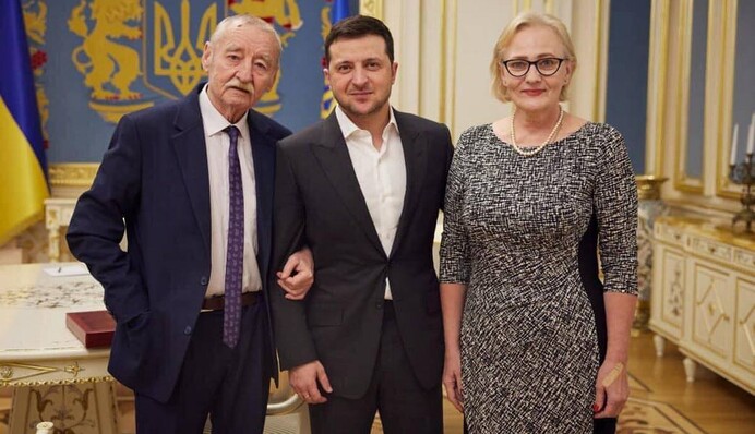 Снесла взрывная волна: жена украинского композитора пострадала из-за российской ракеты