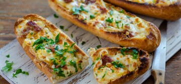 Перекус зі смаком Італії: як приготувати вдома хрусткий багет із начинкою