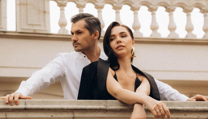 Беременная жена Евгения Кота рассказала, где решила рожать ради безопасности ребенка