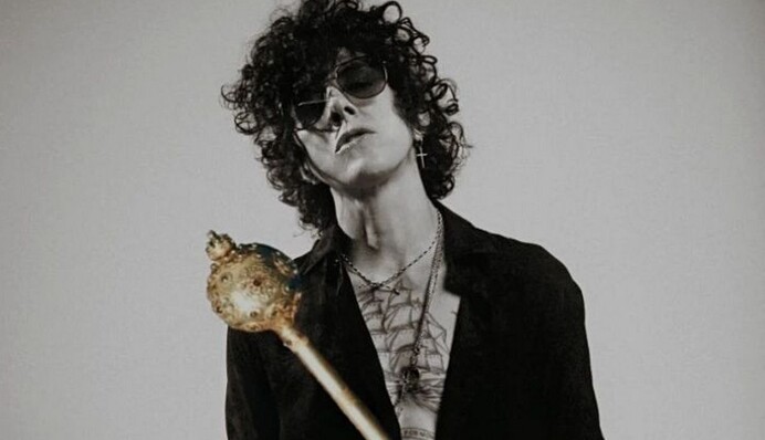 Підтримувала Україну, а потім подякувала росіянам: як оскандалилася співачка LP