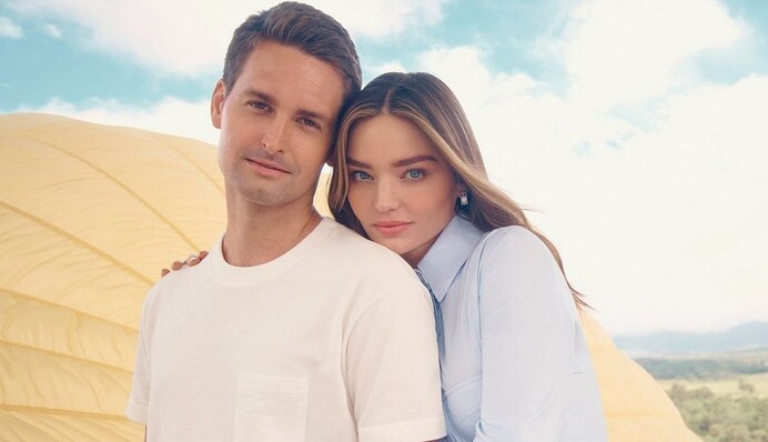 40-летняя супермодель Миранда Керр в четвертый раз стала мамой: фото