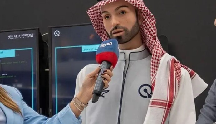 Человекоподобный робот Мухаммед в Саудовской Аравии 