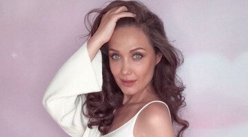 За сценою не сумує: куди зникла співачка Євгенія Власова і чим вона займається під час війни