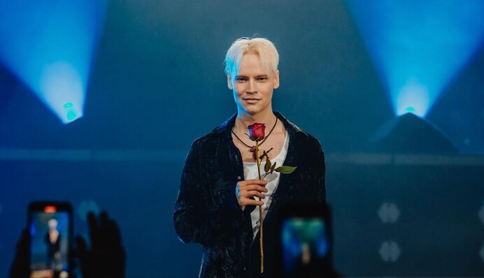 Готувався завчасно? Співак-путініст Шаман випустив пісню і кліп про теракт у 