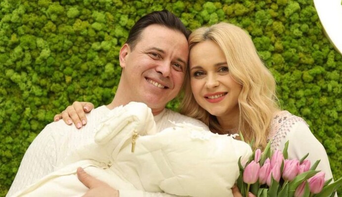 Лілія Ребрик показала зворушливе знайомства старших дітей з новонародженою сестрою