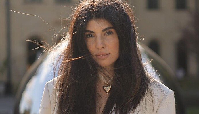 Там були тільки діти: відома блогерка розповіла про вибух російської ракети біля школи її дочки