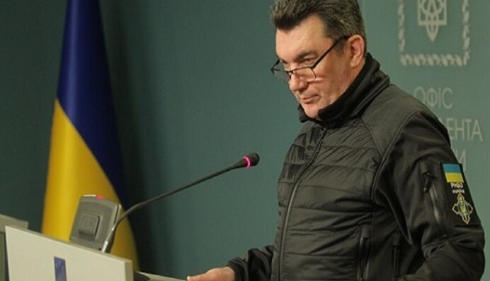 За что из СНБО уволили Данилова и кто такой Литвиненко