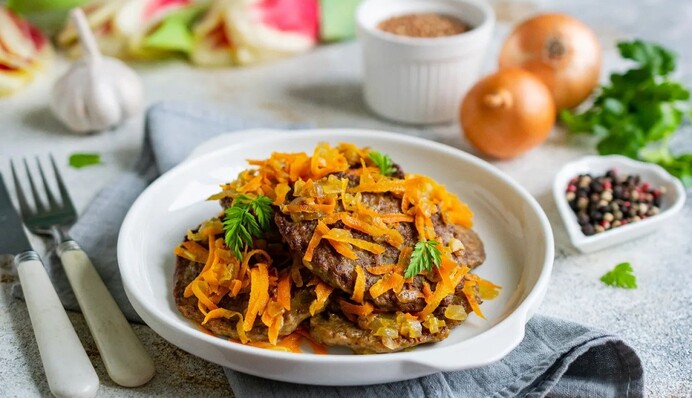 Классика украинской кухни: блогер поделилась рецептом гречаников с печенью