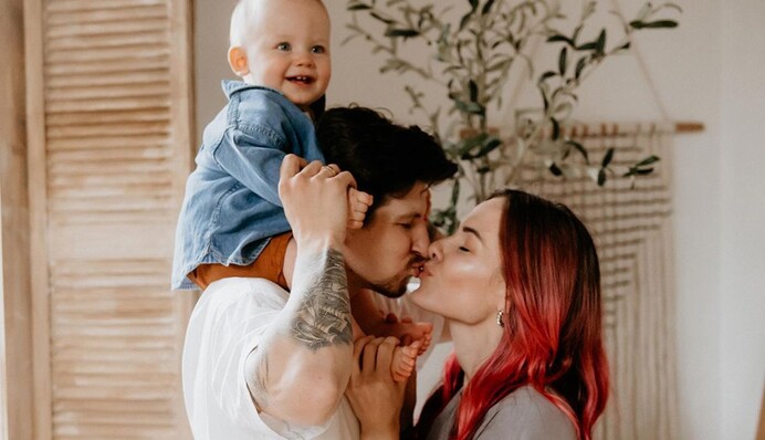 Переживаем сложные времена: MamaRika заявила, что находится на грани развода с мужем