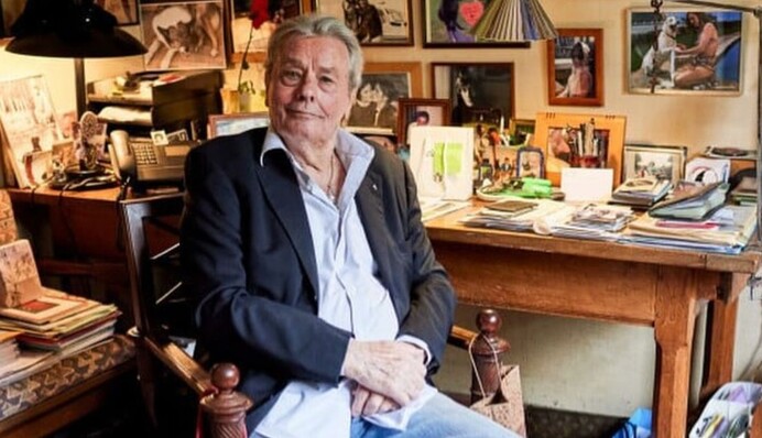 88-летнего Алена Делона поместили под усиленную опеку: теперь актер не может распоряжаться имуществом