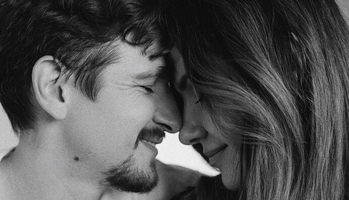 MamaRika відповіла, чи живе разом зі своїм чоловіком під час кризи у шлюбі