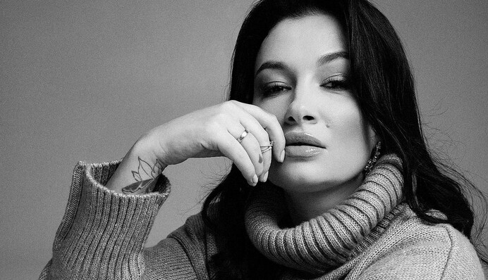 На все воля Божья: Анастасия Приходько прокомментировала смерть концертного директора на концерте