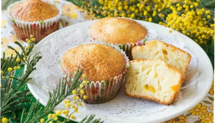 Нежные мафины с консервированными персиками – идеальная выпечка к чаю: как их приготовить