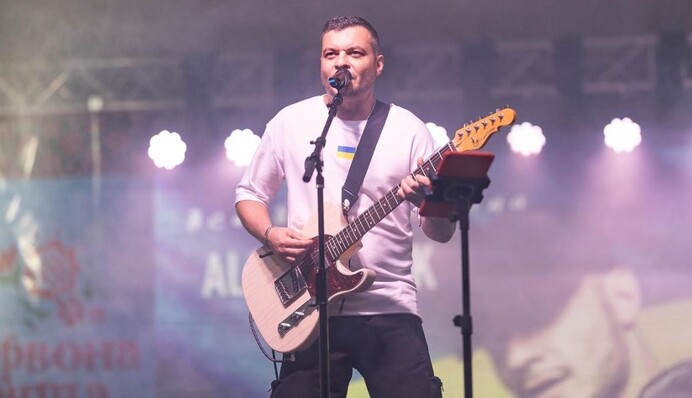 Где сейчас певец Александр Павлик: старший сын Виктора Павлика выехал из Украины