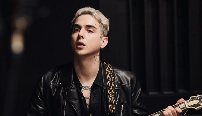 Это очень опасно: MELOVIN рассказал о страшных последствиях употребления лекарств с алкоголем