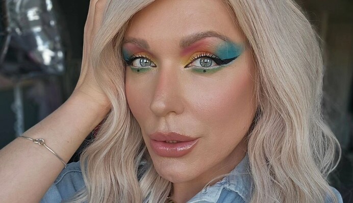 Травести-дива Монро прокомментировала отношение к возможной мобилизации после принятия нового закона