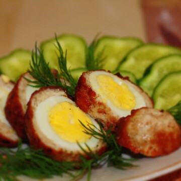 Как долго можно хранить вареные яйца и что из них приготовить