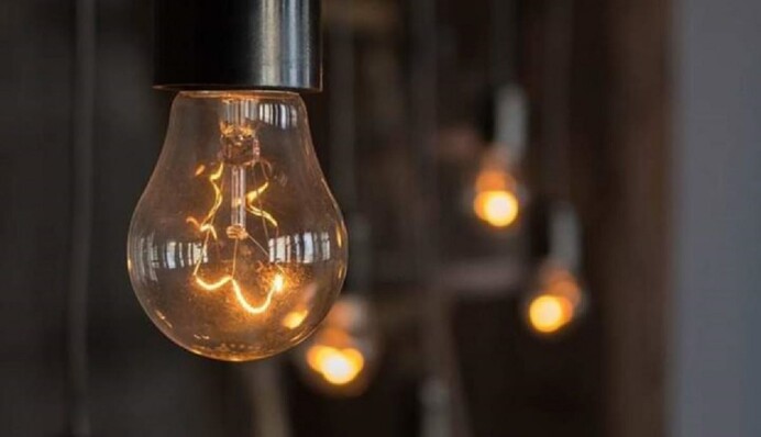 Темні часи: чи матимуть українці світло найближчими місяцями