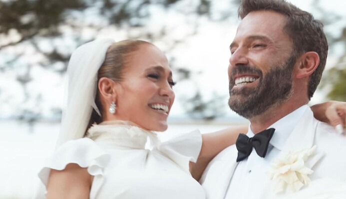 Инсайдер рассказал о кризисе в отношениях Дженнифер Лопес с Беном Аффлеком и намекнул на развод