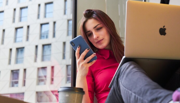 Будують кар'єру поза офісом: які знаки Зодіаку створені для дистанційної роботи