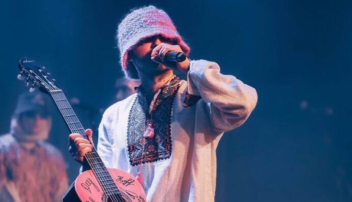 Потерял всех своих друзей: Олег Псюк из Kalush Orchestra рассказал о преодолении тяжелых зависимостей