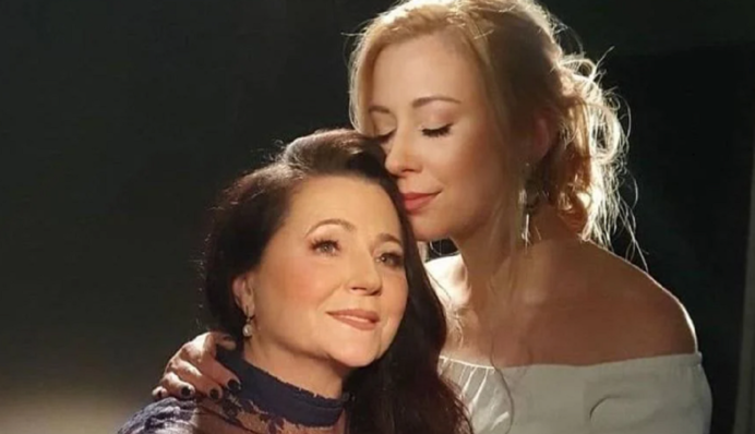 Она приходит во сне: Тоня Матвиенко рассказала, как чувствует себя после смерти матери