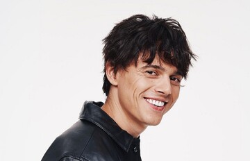 Певец ALEKSEEV отреагировал на слухи о романе с известной блогершей