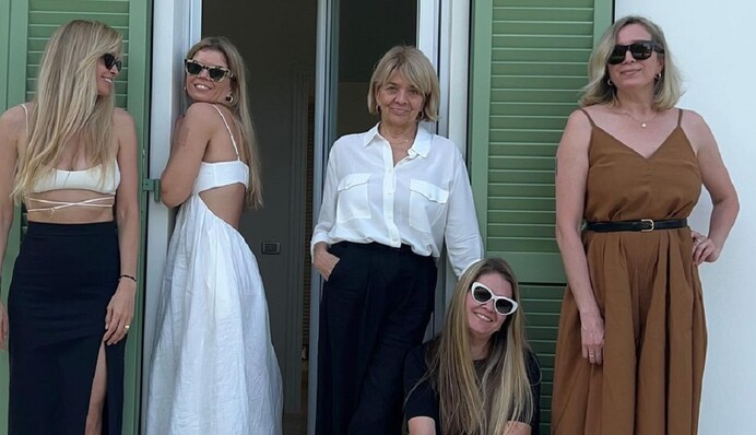 Віра Брежнєва показала рідкісні кадри зі своїми сестрами та мамою