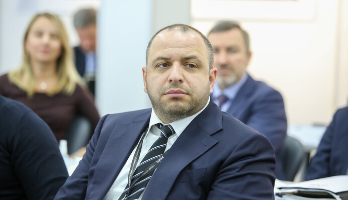 Умерова отправляют на повышение