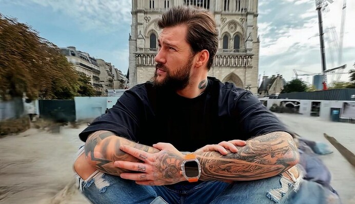 После выезда из Украины Олег Кензов выступит с певцами-путинистами: что известно