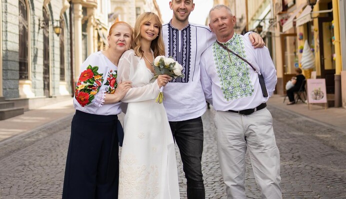 Муж-англичанин Ирины Сопонару рассказал, почему выбрал для жизни Украину и как быстро выучил язык