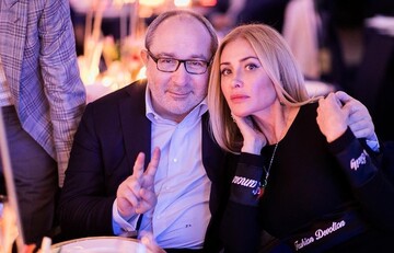 Вдова Кернеса пікантно пожартувала про неймовірну спеку