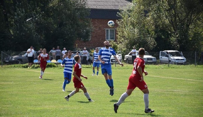 Облаштував для сім'ї підвал та пішов до ЗСУ. Історія військового, який на протезі грав у чемпіонаті Німеччини з футболу