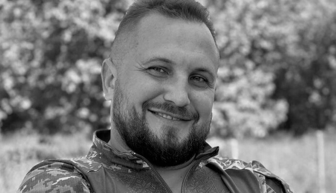 Люблячий батько трьох дітей: на фронті загинув письменник Василь Паламарчук