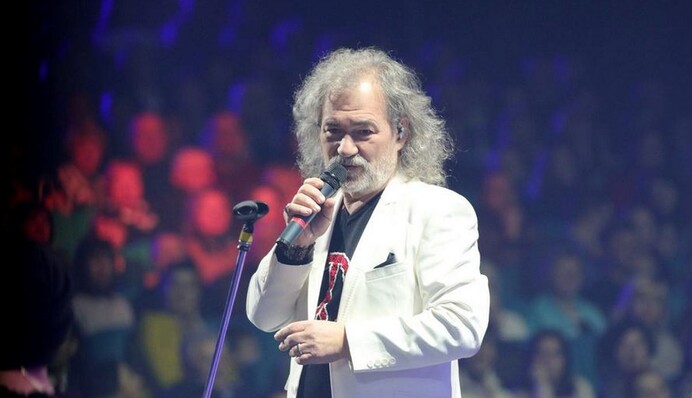 Где сейчас и как выглядит Тарас Петриненко - народный артист и автор неофициального гимна Украины