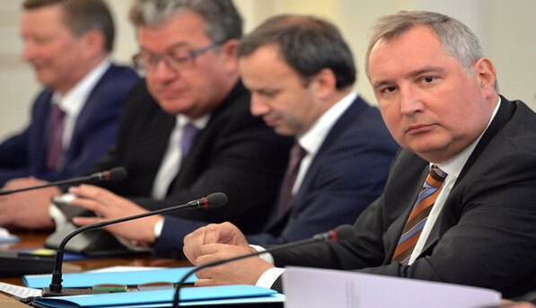 ​В сети высмеяли новогоднее телеобращение Путина