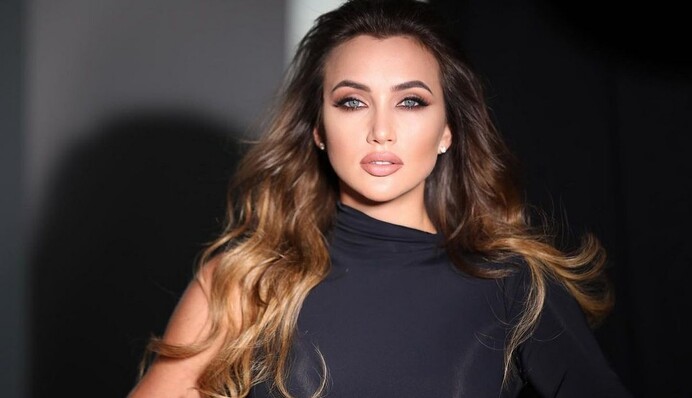 Ризатдинова показала редкие фото с сыном, которого родила от экс-нардепа Онищенко