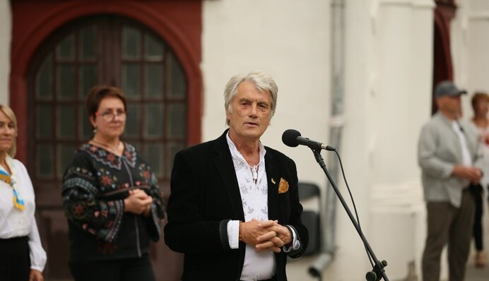 Дочка Ющенка розкрила татів секрет керування автівкою — згадавши F-16 та РФ