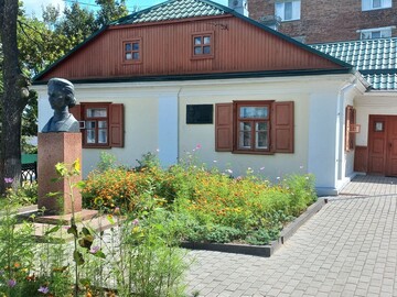 Леся Українка та Околиця поетична. Кілька штрихів після походу до музею Лесі Українки у Звягелі