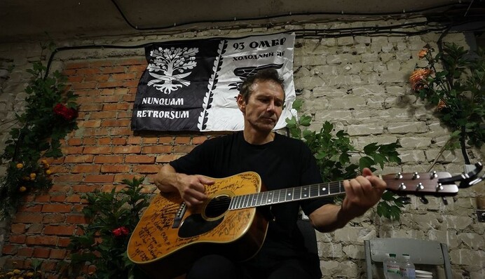 Будемо разом до перемоги: Вакарчук вчергове завітав до бійців на Донбас і показав фото